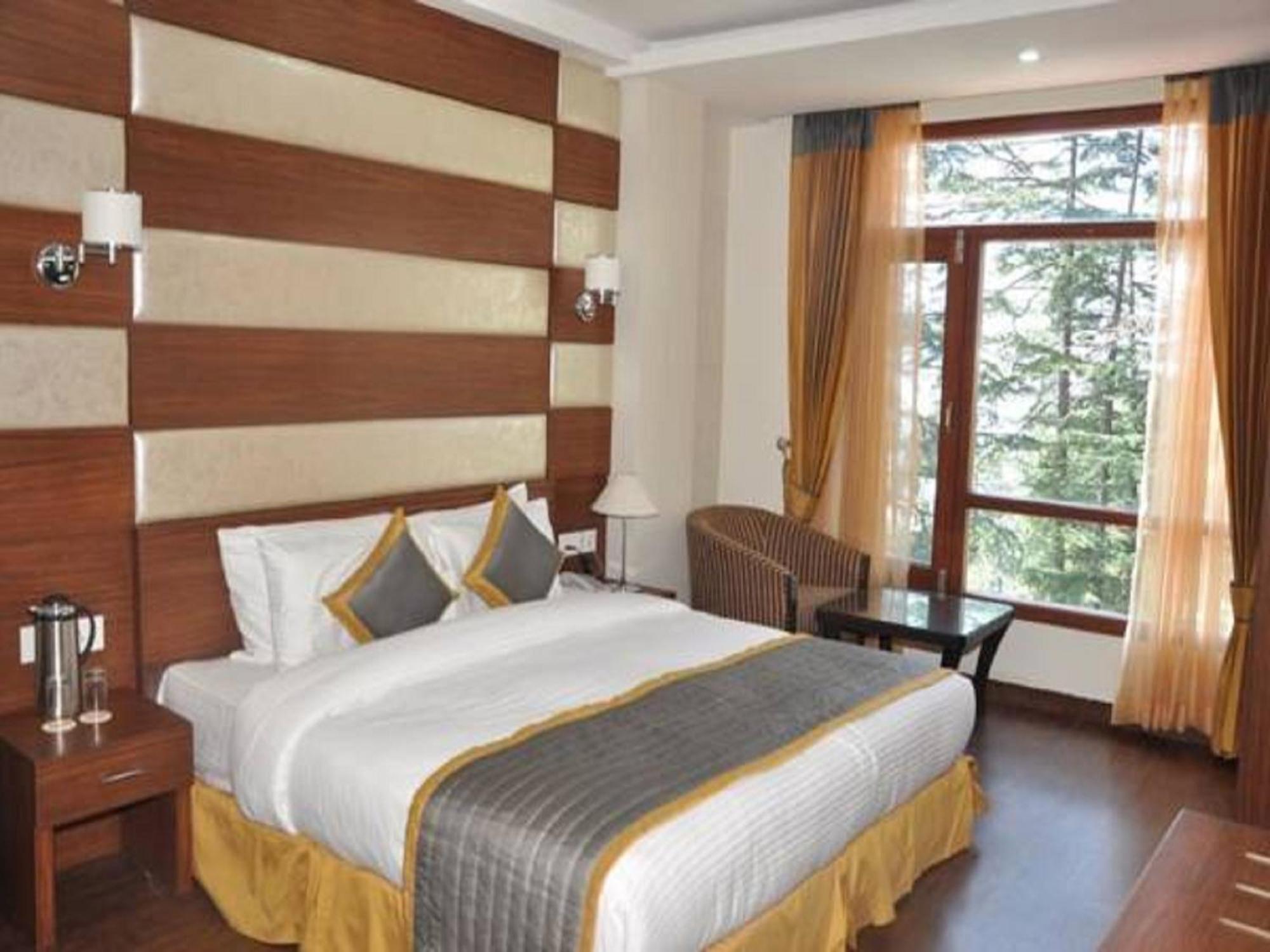 Hotel Southgate Shimla Buitenkant foto